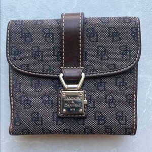 Y2K Dooney & Bourke Logo Pattern Wallet